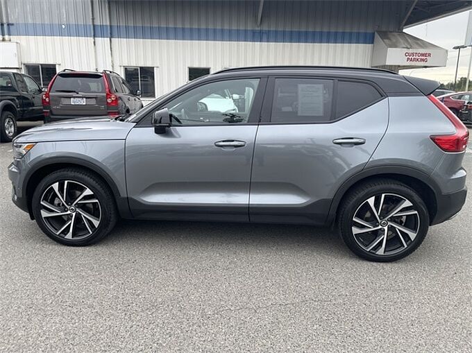 Volvo by Volvo Cars Bellevue